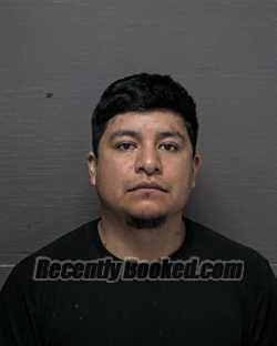 Recent Mugshot Image for JOSE ADALBERTO FERNANDEZ ABURTO in Dare County, North Carolina