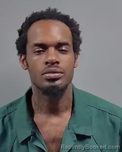 Recent Mugshot Image for YHARI T'MONTREZ LEWIS in Escambia County, Florida