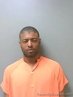 Recent Mugshot Image for DEDRIONNE M EDWARDS in Hale County, Alabama