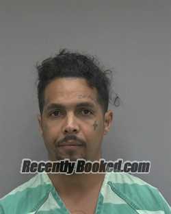 Recent Mugshot Image for BRYAN EMIL DE LA CRUZ GONZALEZ in Alachua County, Florida