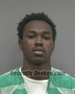 Recent Mugshot Image for CLYDE QUENTON RUCKER in Alachua County, Florida