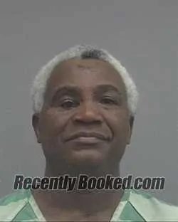 Recent Mugshot Image for CEDRIC DARNELL HALL in Alachua County, Florida