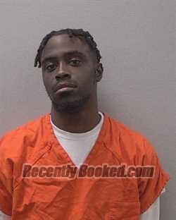 Recent Booking / Mugshot for DATRELL ALONZO GRAHAM in Lexington County ...