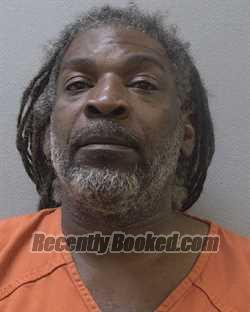 Recent Booking / Mugshot for JOHNNY W SIMMONS in Lexington County