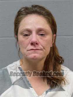 Recent Mugshot Image for APRIL MARIE STOKES in MIlls County, Iowa