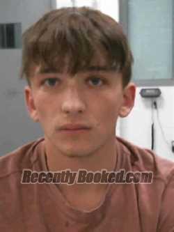 Recent Mugshot Image for TYLER EUGENE NOLL in Muscatine County, Iowa