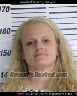 Recent Mugshot Image for JENNIFER NICOLE ELLISTON in Scott County, Iowa