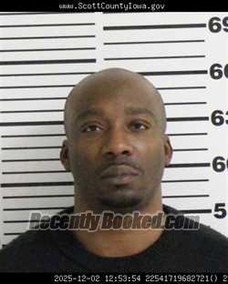 Recent Mugshot Image for ANTONIO SHANARD JOHNSON in Scott County, Iowa
