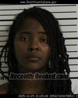 Recent Mugshot Image for ASIANNA ACQUINIC HEARN in Scott County, Iowa