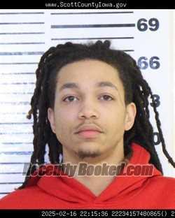 Recent Booking / Mugshot for RANDY T STRATTON in Scott County, Iowa