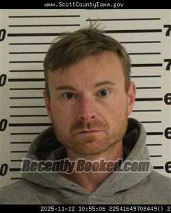 Recent Mugshot Image for MATTHEW LEE DEAN in Scott County, Iowa