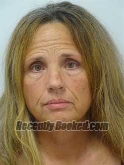 Recent Booking / Mugshot for ANGELA MAXWELL in Lake County, California