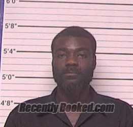 Recent Mugshot Image for TYRELL ALEXANDER DAVIS in Bladen County, North Carolina