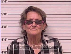 Recent Mugshot Image for VIRGINIA ALMOND LEWIS in Bladen County, North Carolina