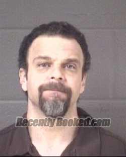 Recent Booking / Mugshot for DOUGLAS JEFFREY REEVE in Buncombe County ...