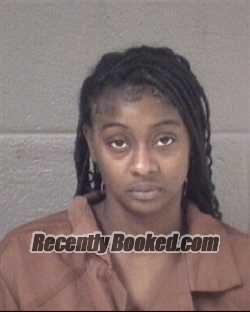 Recent Mugshot Image for STANMIKQUA LASHON GAMBLE in Buncombe County, North Carolina