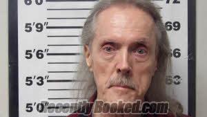 Recent Mugshot Image for DONALD TREMERE CRUMP in Carteret County, North Carolina