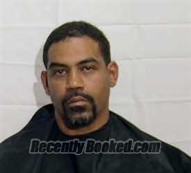 Recent Mugshot Image for RENALDO JERMAINE LEWIS in Columbus County, North Carolina