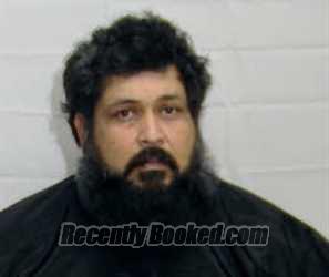 Recent Mugshot Image for EFREN VINCENT BUSTILLOS in Columbus County, North Carolina