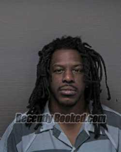 Recent Mugshot Image for AARON DAVON HOWARD in Dare County, North Carolina