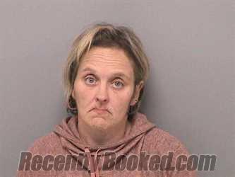 Recent Mugshot Image for JESSICA RENEE JONES-ESTES in Jefferson County, Illinois