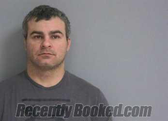 Recent Mugshot Image for VICTOR MURO in La Salle County, Illinois