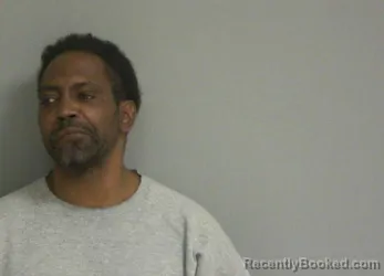 Recent Mugshot Image for CALVIN MAURICE MANGRUEM in La Salle County, Illinois