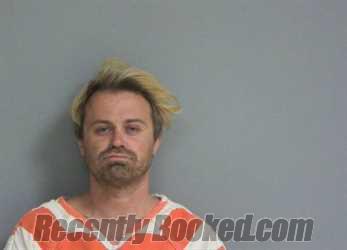 Recent Mugshot Image for AUSTIN LEE TAYLOR in La Salle County, Illinois