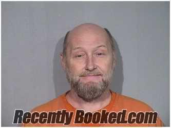 Recent Mugshot Image for BRETT ROBERTS in McHenry County, Illinois