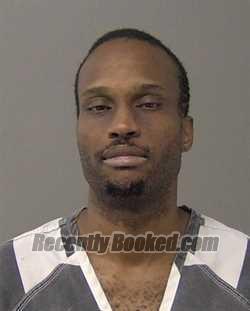 Recent Mugshot Image for TRAVAS RASHAUN WALKER in Macon County, Illinois
