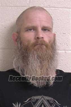 Recent Mugshot Image for MATTHEW SCHNEIDER in Madison County, Illinois