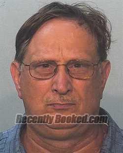 Recent Booking / Mugshot for Larry Eugene Applegate in Allen County ...