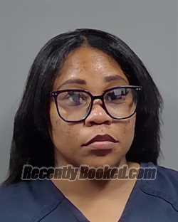 Recent Mugshot Image for LATESIA NICOLE BLUNT in Escambia County, Florida