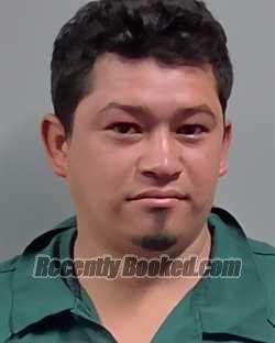 Recent Mugshot Image for WALTER EDUARDO FLORES DIAZ in Escambia County, Florida