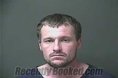 Recent Booking / Mugshot for AUSTIN BRADLEY EDWARDS in Howard County ...
