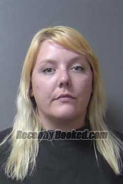 Recent Booking / Mugshot for Aubrea M Smith in Madison County, Indiana