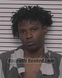 Recent Mugshot Image for ANTONIO LEE FERONE in Iredell County, North Carolina