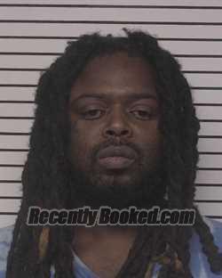 Recent Mugshot Image for CORDARA DESMIN MOORE in Iredell County, North Carolina
