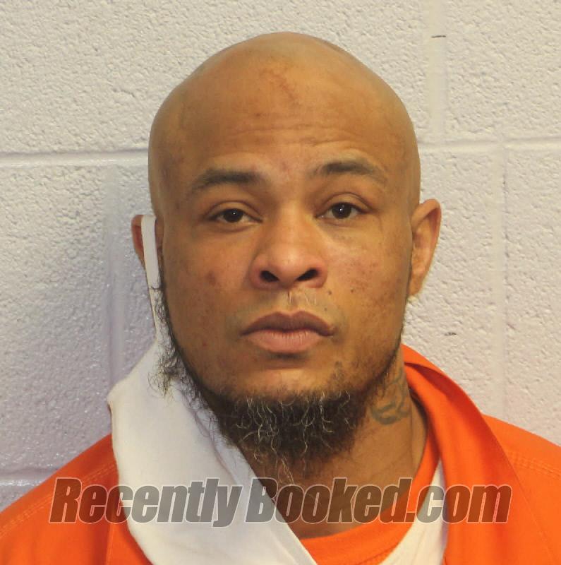 Recent Booking / Mugshot for Eric Daniel Vaughn in Jackson County