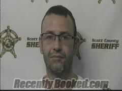 Recent Mugshot Image for JEFFREY HELTON in Scott County, Indiana
