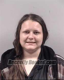 Recent Booking / Mugshot for AMBER GOLD MOSS in Johnston County, North