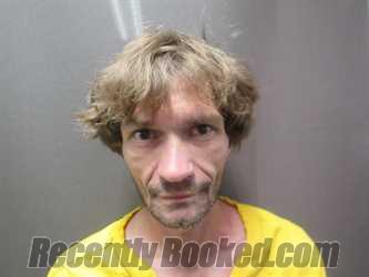 Recent Booking / Mugshot for ROBERT CHAD SAGER in Sullivan County, Indiana