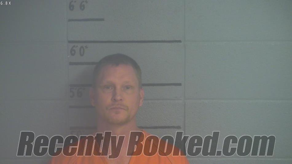 Recent Mugshot Image for CHRISTOPHER DALE JESSIE in Adair County, Kentucky