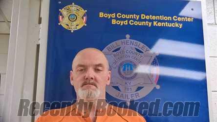 Recent Booking / Mugshot for THOMAS HANSHAW in Boyd County, Kentucky