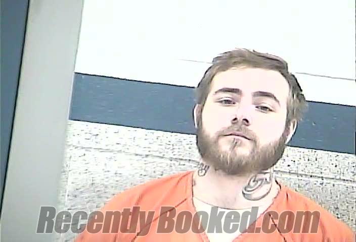 Recent Mugshot Image for AARON CHARLES HIGGINS in Breckinridge County, Kentucky