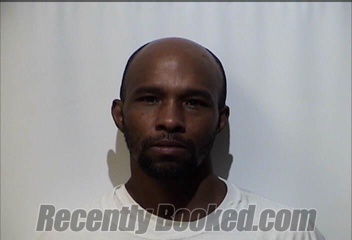 Recent Mugshot Image for MONTRES DEWAYNE FINCH in Christian County, Kentucky