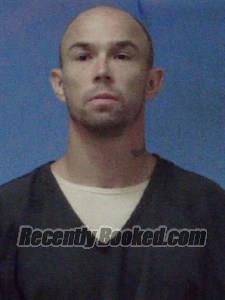 Recent Mugshot Image for Alex Shane Curtsinger in Crittenden County, Kentucky