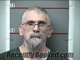 Recent Mugshot Image for LARRY MICHAEL SLUSSER in Grayson County, Kentucky