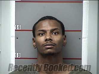 Recent Mugshot Image for CARLOS RAYMON ALVAREZ in Grayson County, Kentucky