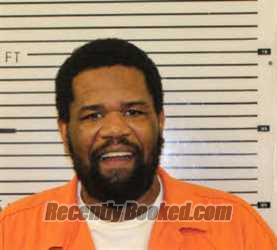 Recent Mugshot Image for DARIUS DONZELL HARRIS in Madison County, North Carolina